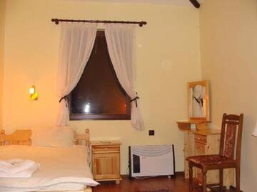 Фото номера Вилла с 1 спальней Виллы Madara OMAYA Guest House г. Мадара 23
