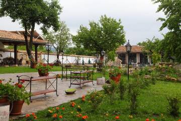 Фотографии Гостевой дом Villa Bulgara Eco г. Мадара (Болгария) №3 Фото Гостевой дом Villa Bulgara Eco г. Мадара 3